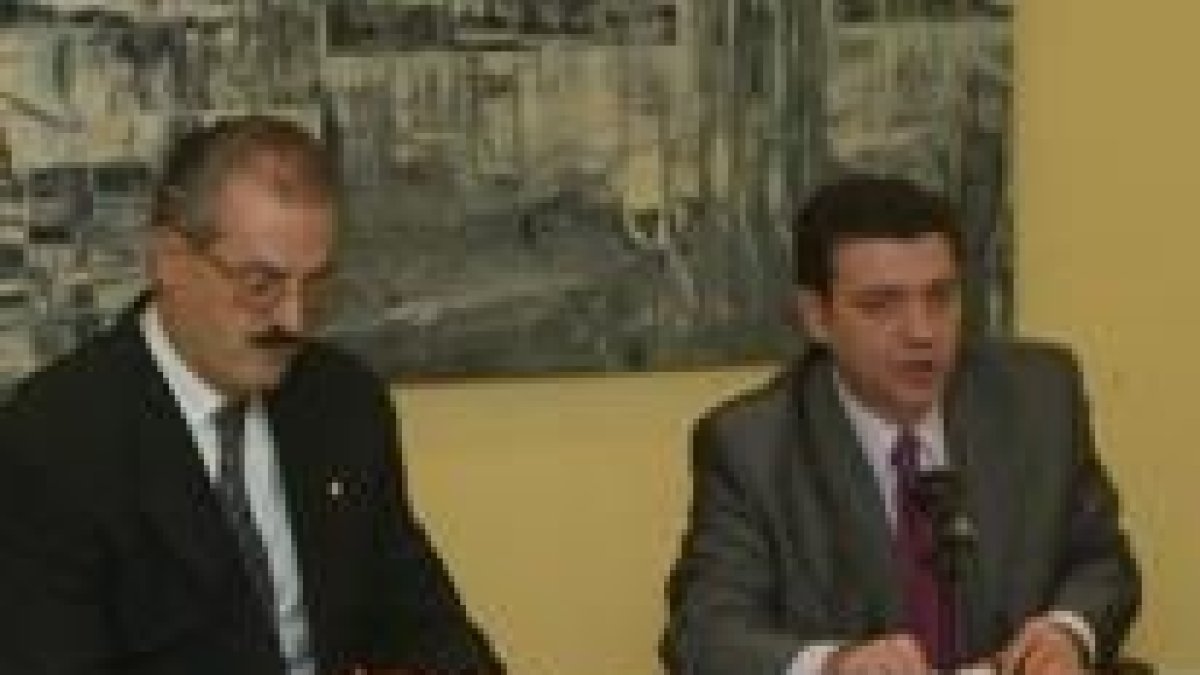 Javier Lasarte y Luis Miguel González Gago durante la presentación del sistema de autoevaluación