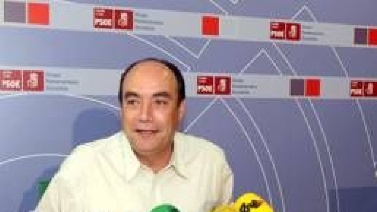 Francisco Ramos, en su comparecencia ante los medios en Valladolid