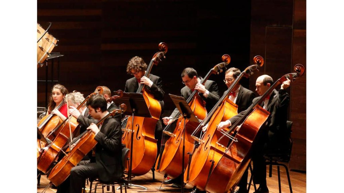 Al recital de adultos prececerá otro para los niños. MARCIANO PÉREZ