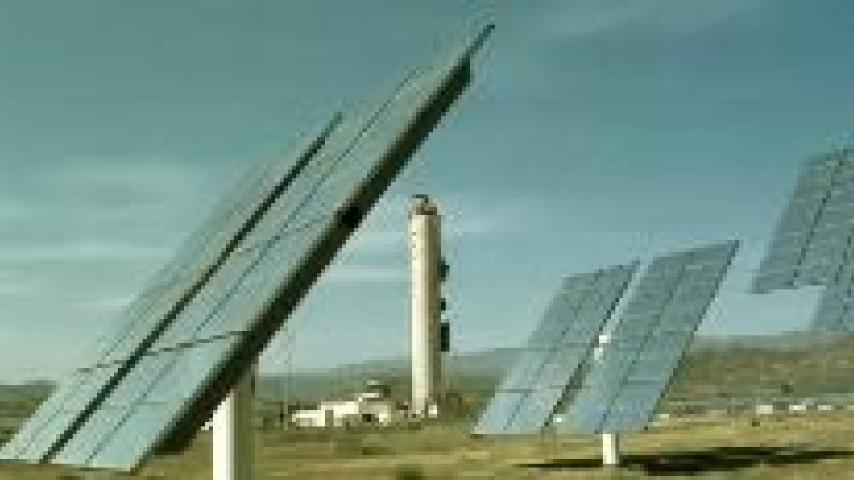 Placas solares que captan la energía abaratando su coste y constituyendo una fuente inagotable