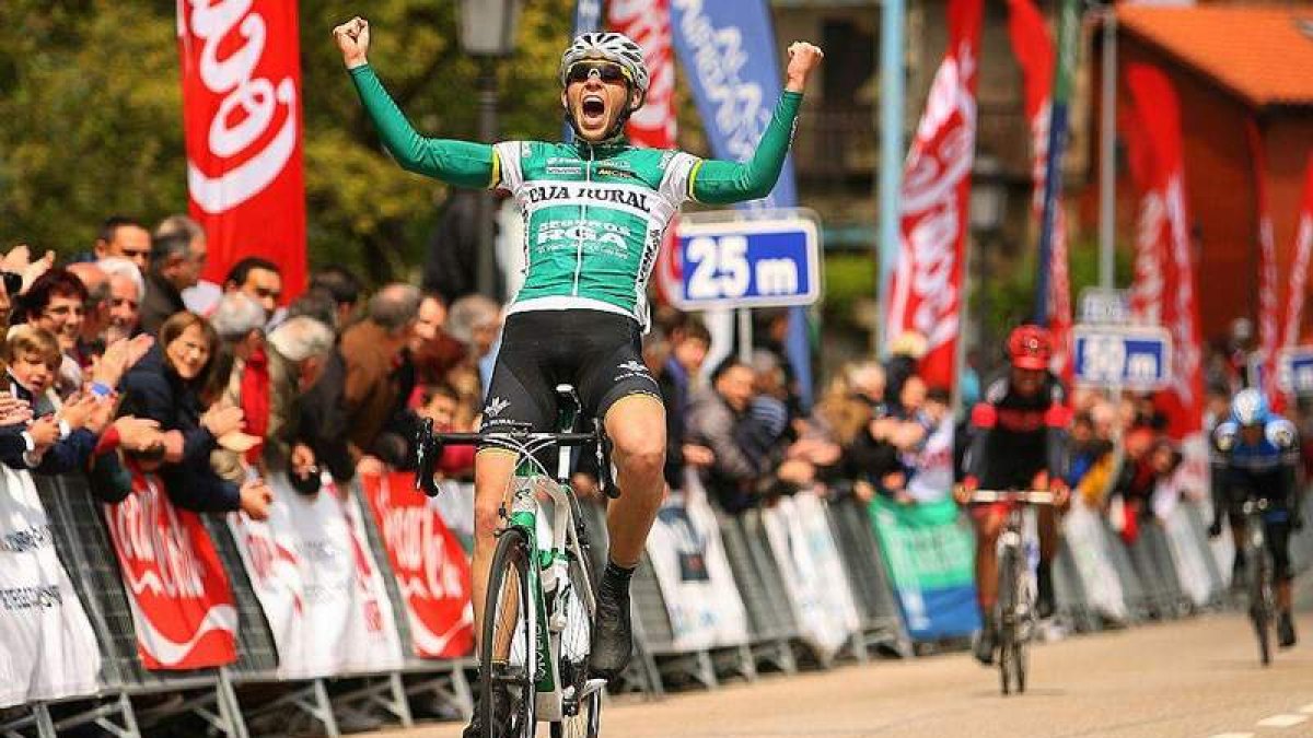 El ciclista leonés Miguel Ángel Benito asistirá hoy a la presentación del Club Ciclista Paramés. DL