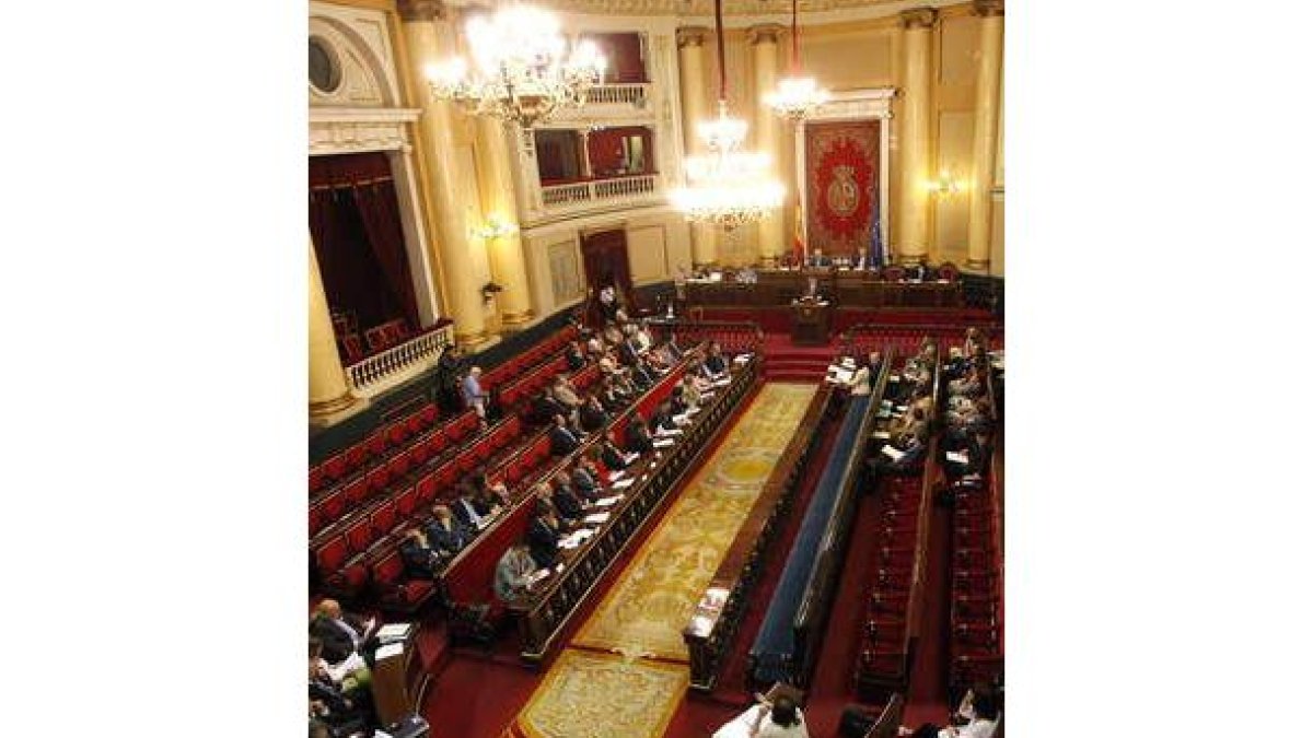 El Senado albergó el lunes la comisión de comunidades.