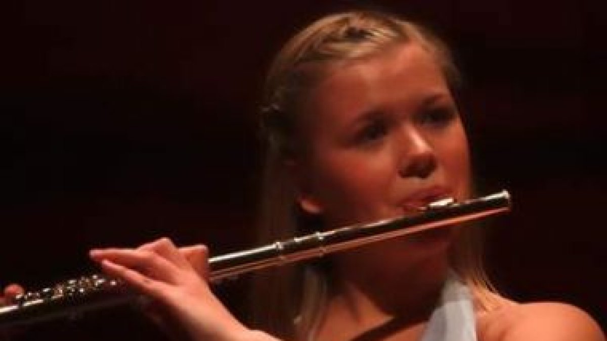 La flautista noruega Ingrid Soefteland Neset.