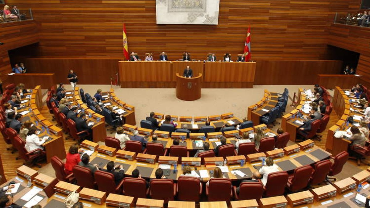 No será hasta los días 20 y 21 de diciembre, durante el último pleno ordinario, cuando los nuevos representantes del PP tomen posesión de su cargo.