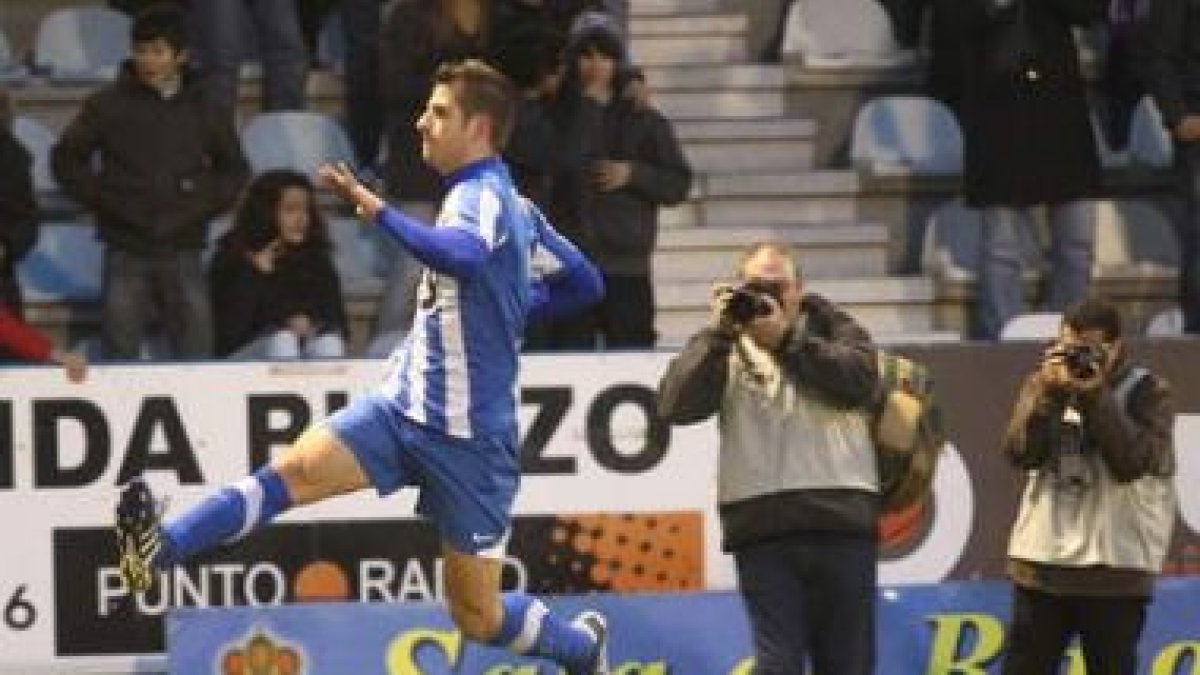 El gol de Mayordomo hizo creer a El Toralín que la remontada era posible pero no pudo ser.