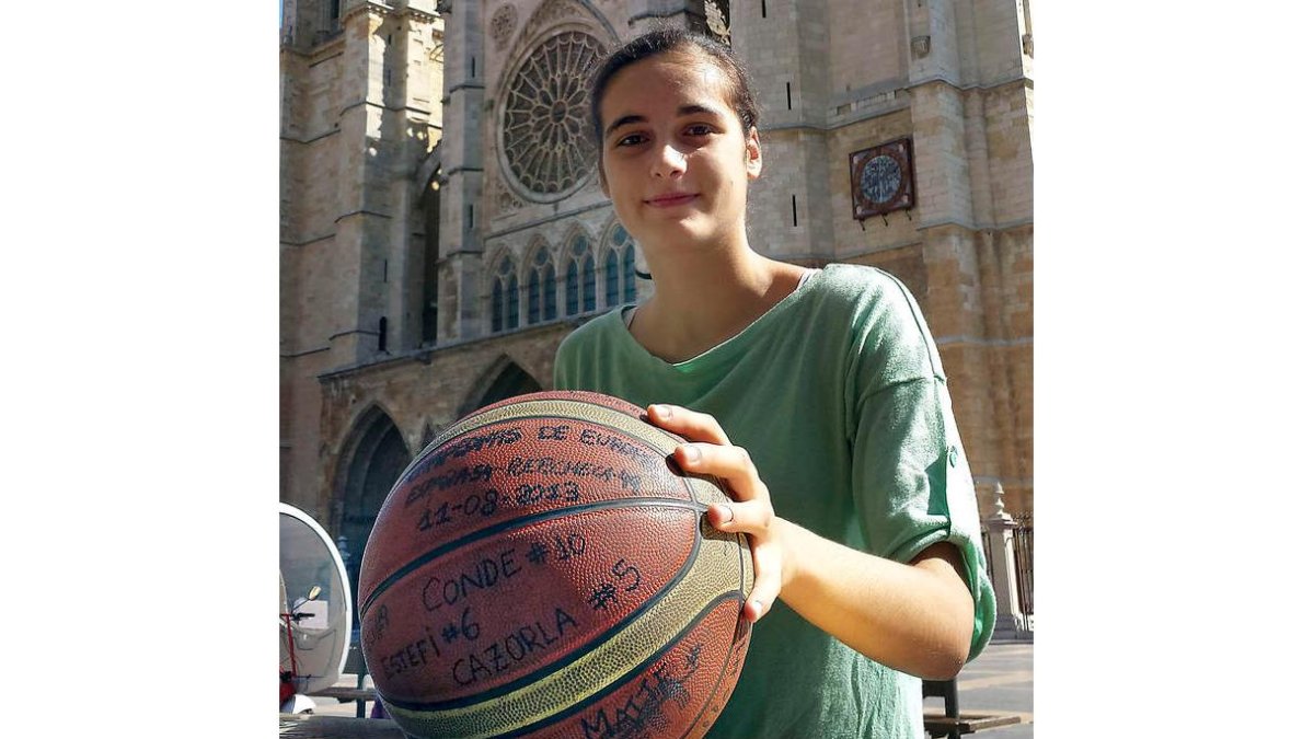 La aportación de Ángela será vital ante el Perfumerías.