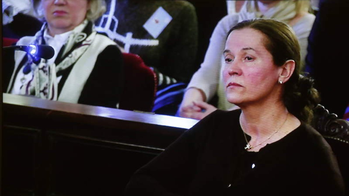 Montserrat González, durante el juicio en la Audiencia Provincial de León. RAMIRO