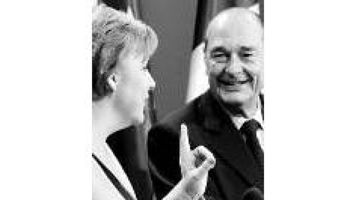 Merkel y Chirac, durante un reciente encuentro en Berlín