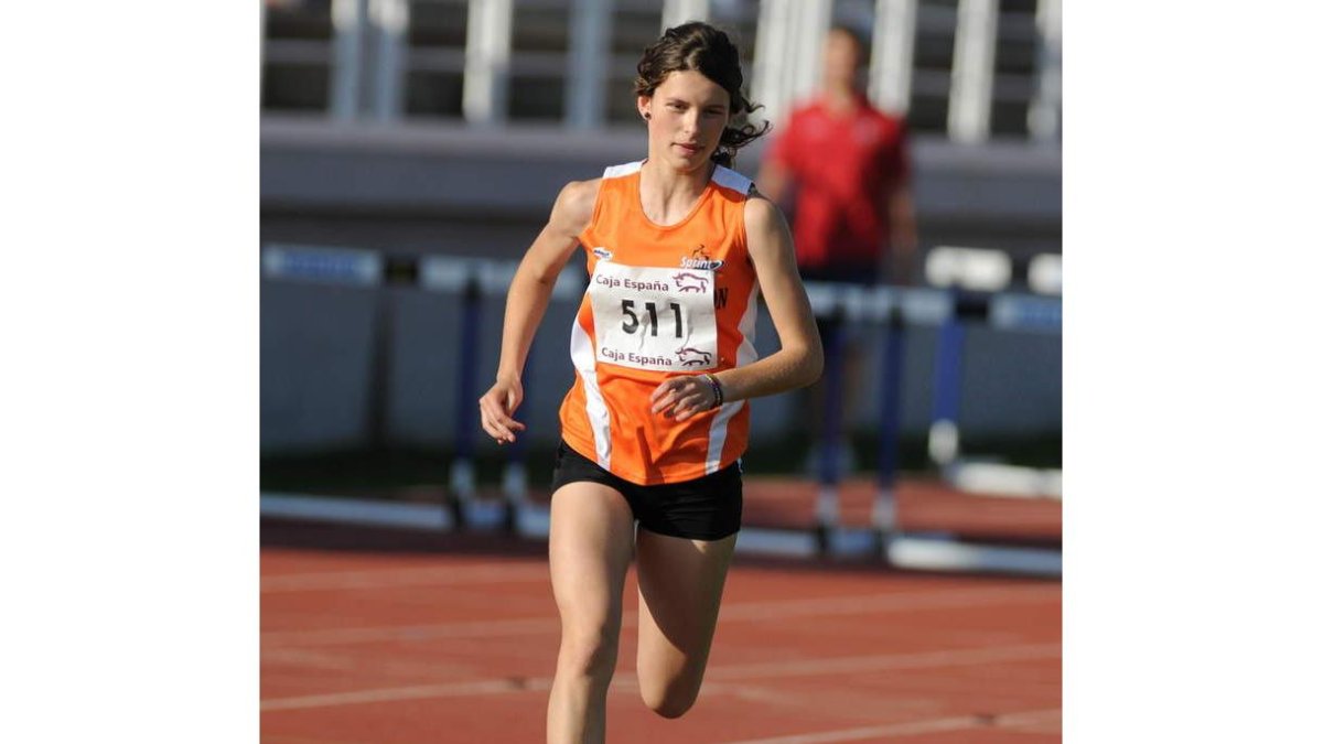 Blanca Fernández es la baza leonesa en los 1.500 metros libres.