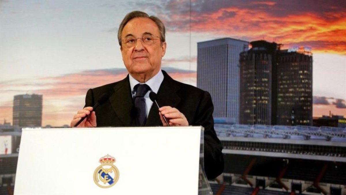 Florentino Pérez, durante el discurso en la comida de Navidad con la prensa.