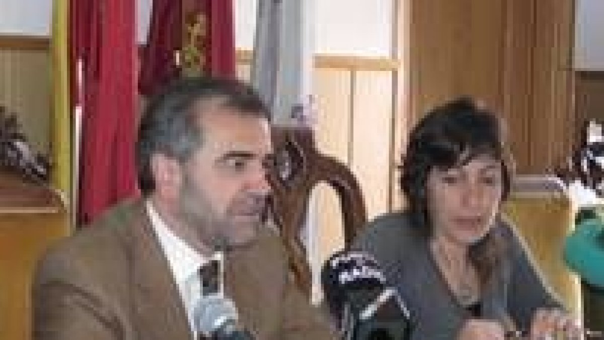 El alcalde y la concejala de Igualdad presentaron los actos