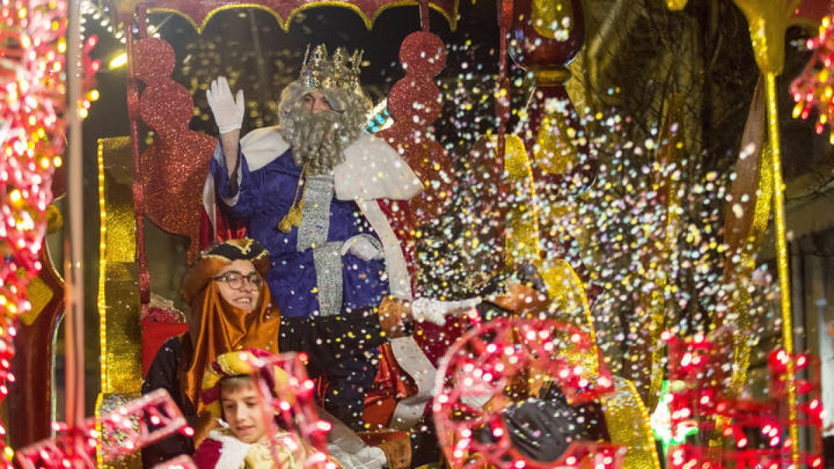 Cabalgata de los Reyes Magos en La Bañeza. F. Otero Perandones.