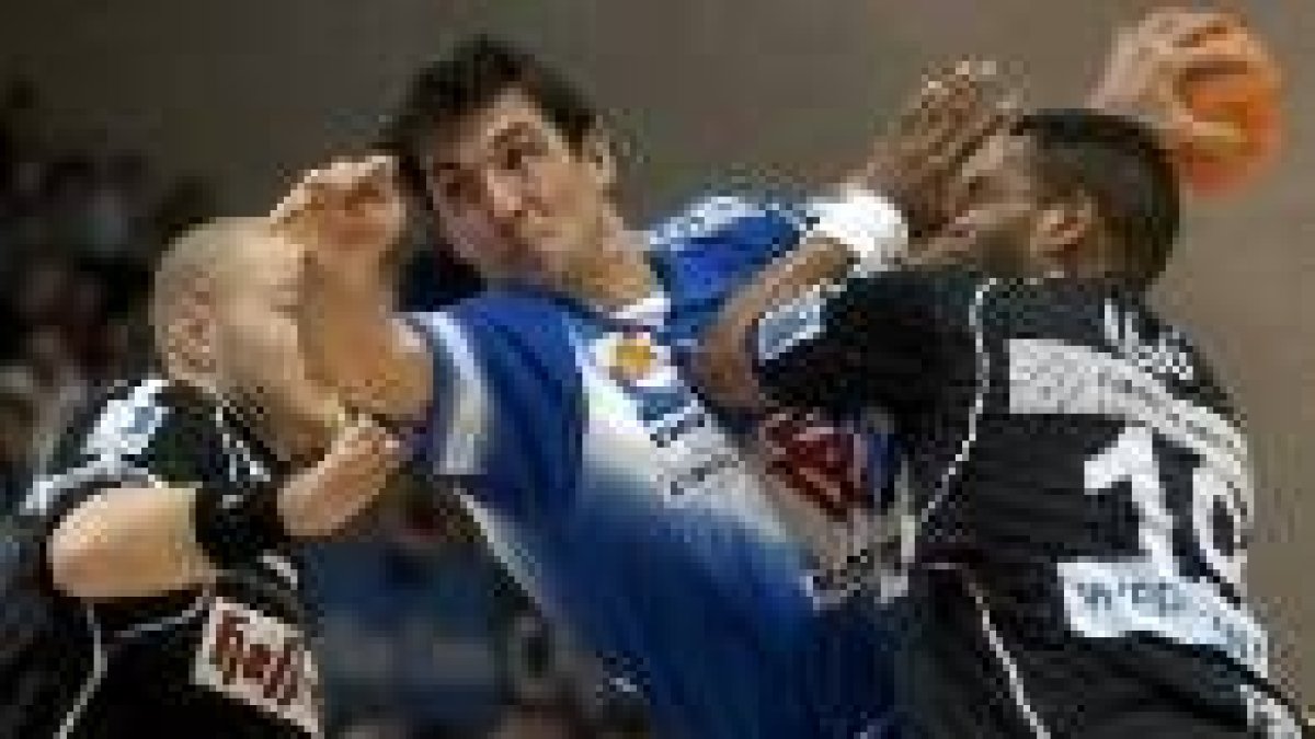 Garralda en un partido de competición europea ante el Magdeburgo alemán
