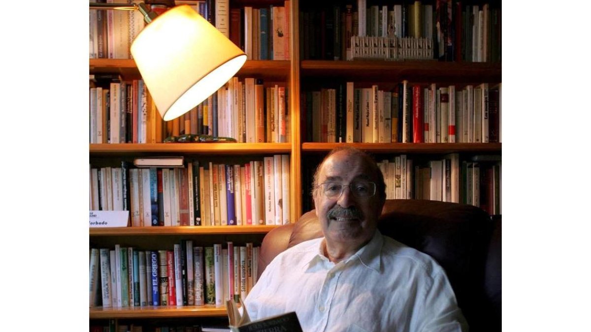 El escritor leonés Jesús Torbado