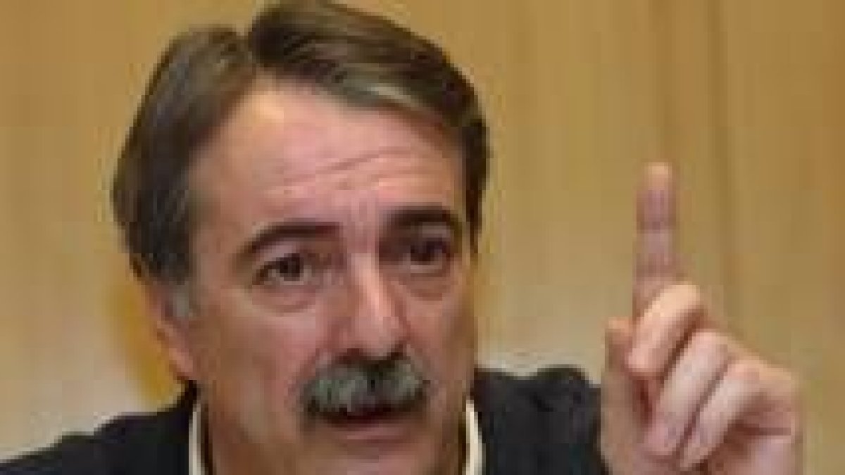 Antonio Canedo aparece ahora como el candidato de la gestora comarcal a presidir el Consejo