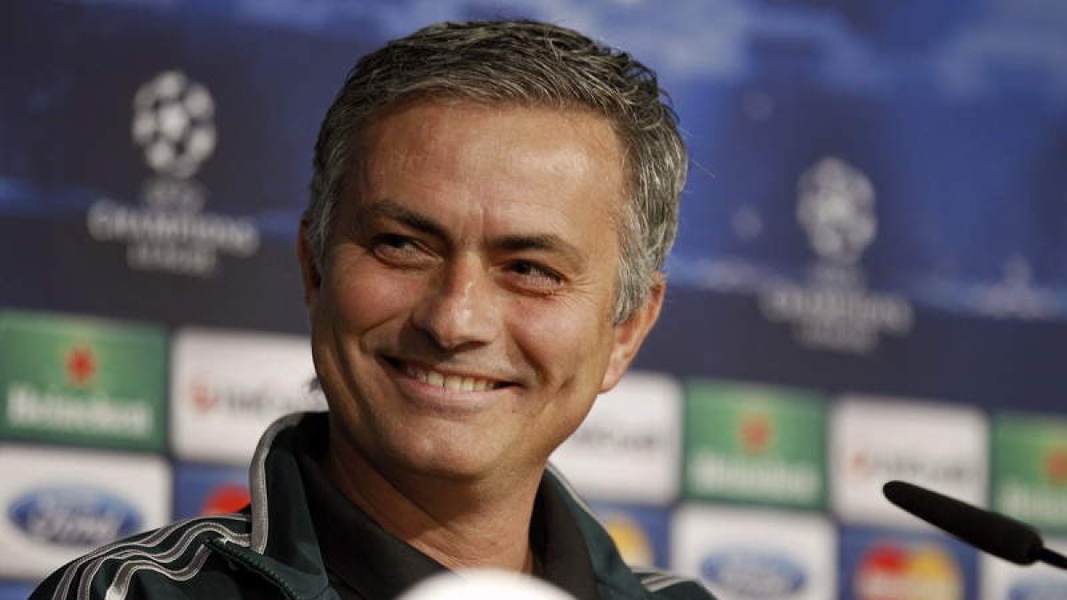 José Mourinho, durante la rueda de prensa que ofreció, previa al partido de los octavos de final de la Liga de Campeones.