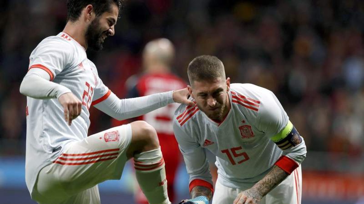 Isco ha encontrado en Lopetegui la confianza que le niega Zidane en el Madrid. JAVIER LIZÓN