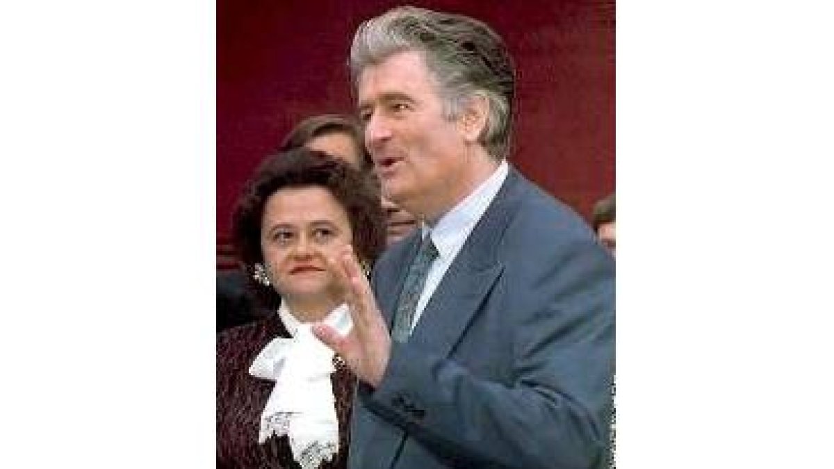Radovan Karadzic vivía en Belgrado con una identidad oculta desde el final de la guerra