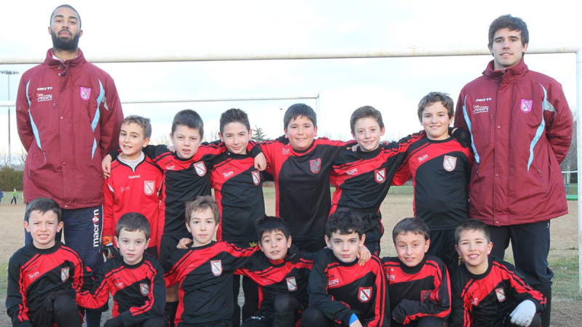 Formación del Deportes Olimpia/La Virgen que disputa la Liga CHF.