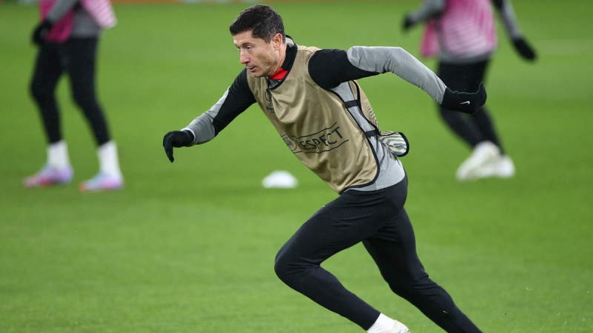 Robert Lewandowski será baja mañana ante el Madrid. A. V.