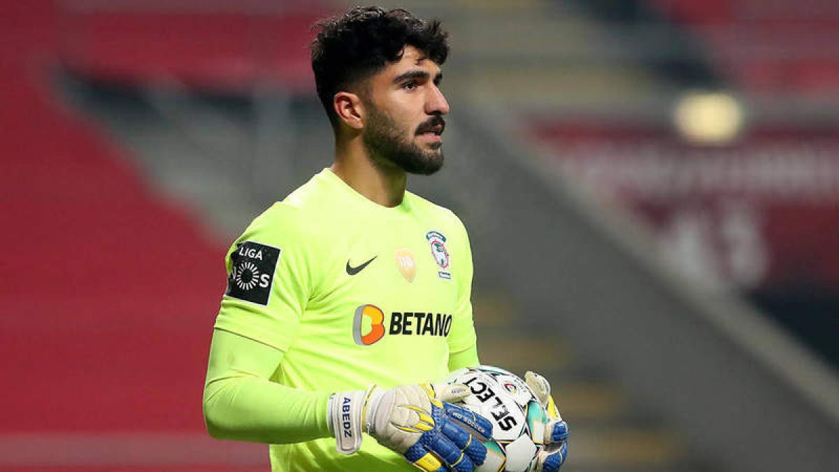 Amir Abedzadeh da el paso al fútbol profesional español tras cinco temporadas en Portugal. AMIR A.
