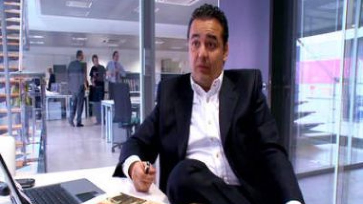 El primer participante es el empresario zaragozano Marcos Belvís, nieto del inventor de la fregona