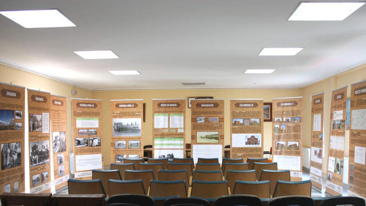 La exposición, instalada en el Ayuntamiento de Villaornate.
