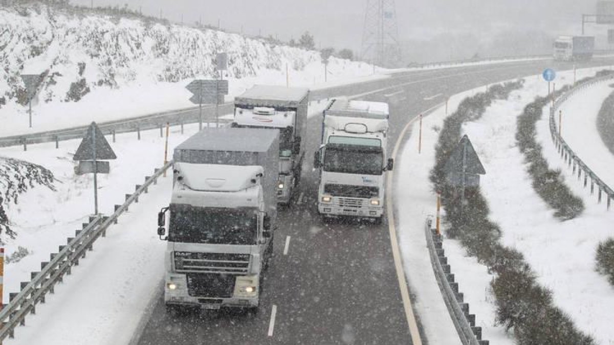 iMAGEN DEL PUERTO DEL MANZANAL