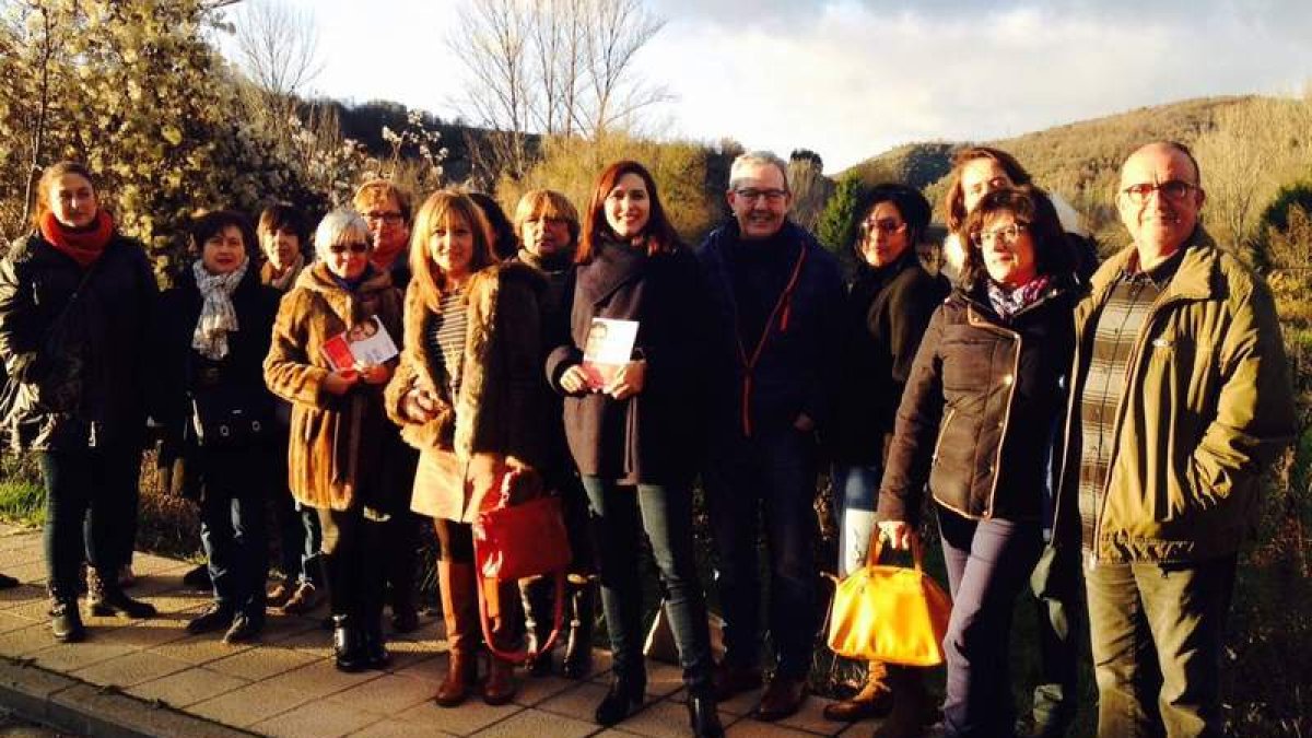 Los socialistas llevaron ayer su programa a Canales.