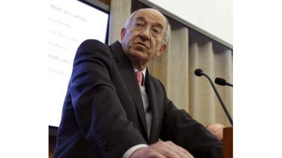 Fernández Ordóñez, durante su intervención en Fedea.