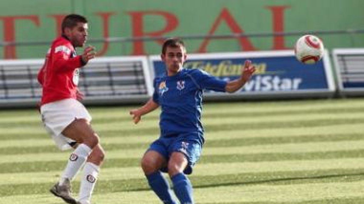 El equipo trepalense apenas existió frente a un Almazán que pudo golear.