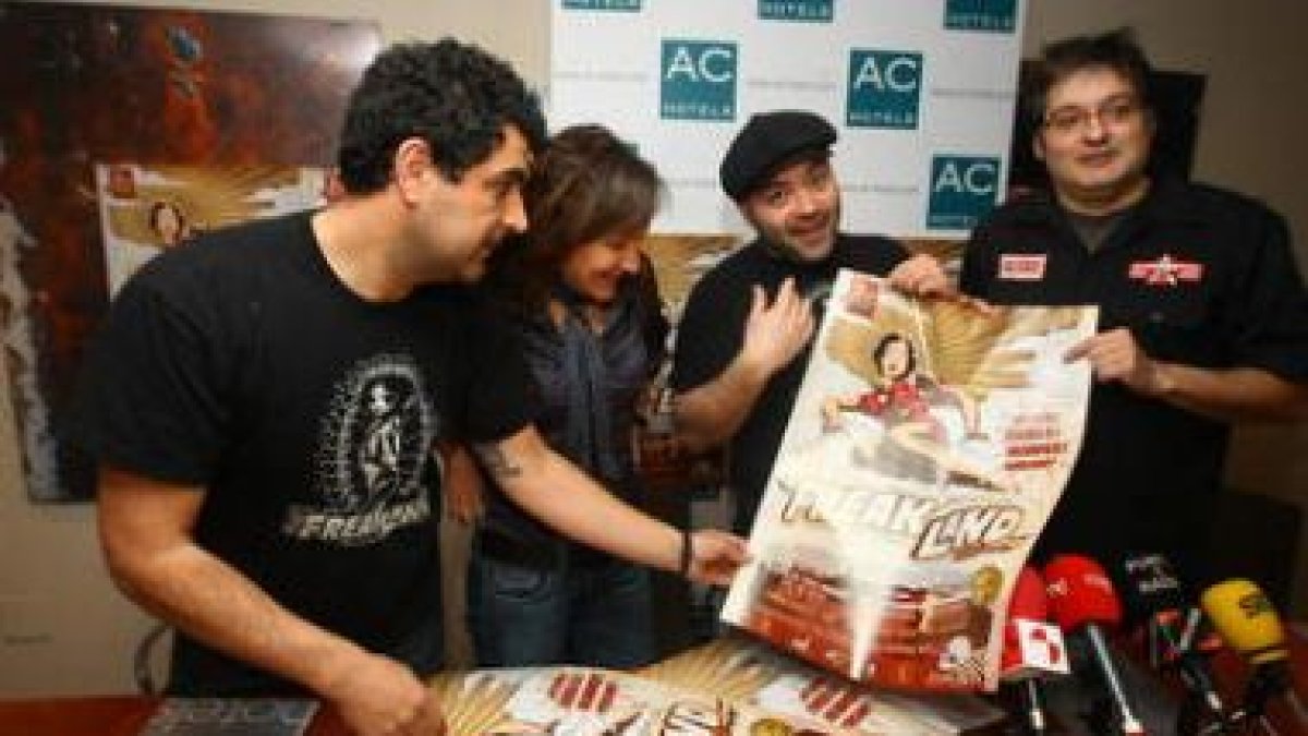 David Castelo, Susana Téllez, Roberto Carlos Marcos y Carlos Molina, en la presentación .