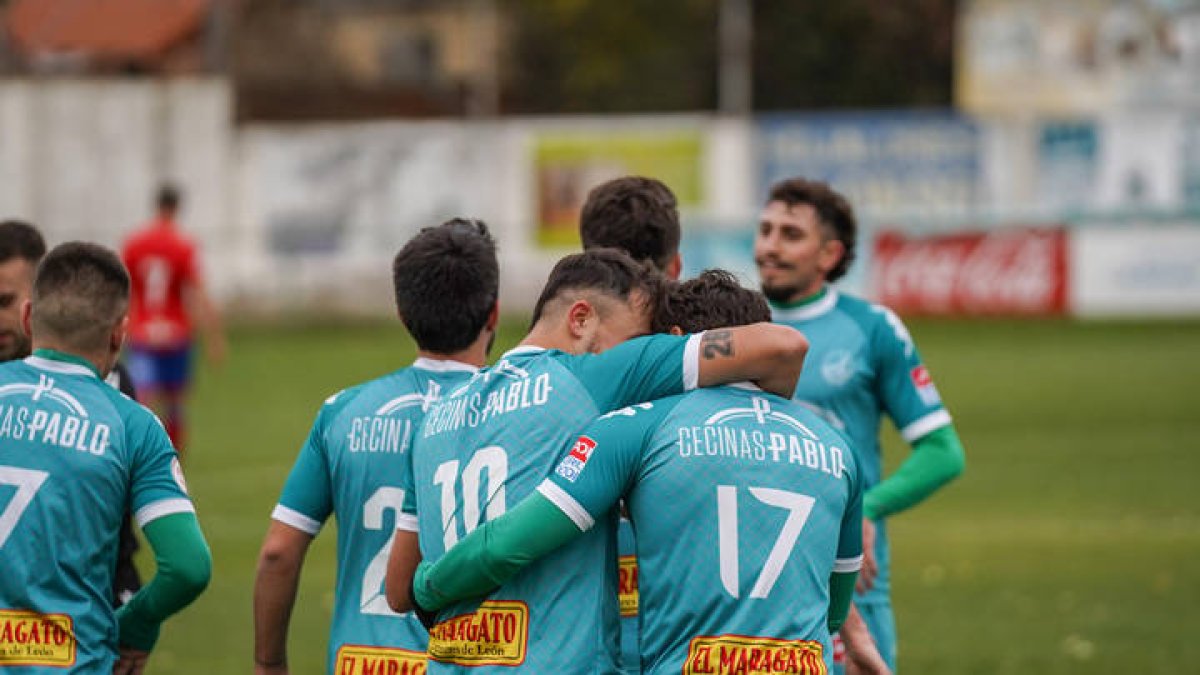 El Atlético Astorga golea al Numancia B. MIGUEL F.B.