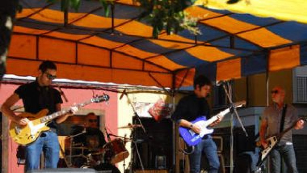 Imagen de archivo del grupo leonés Silver Club Bikini.