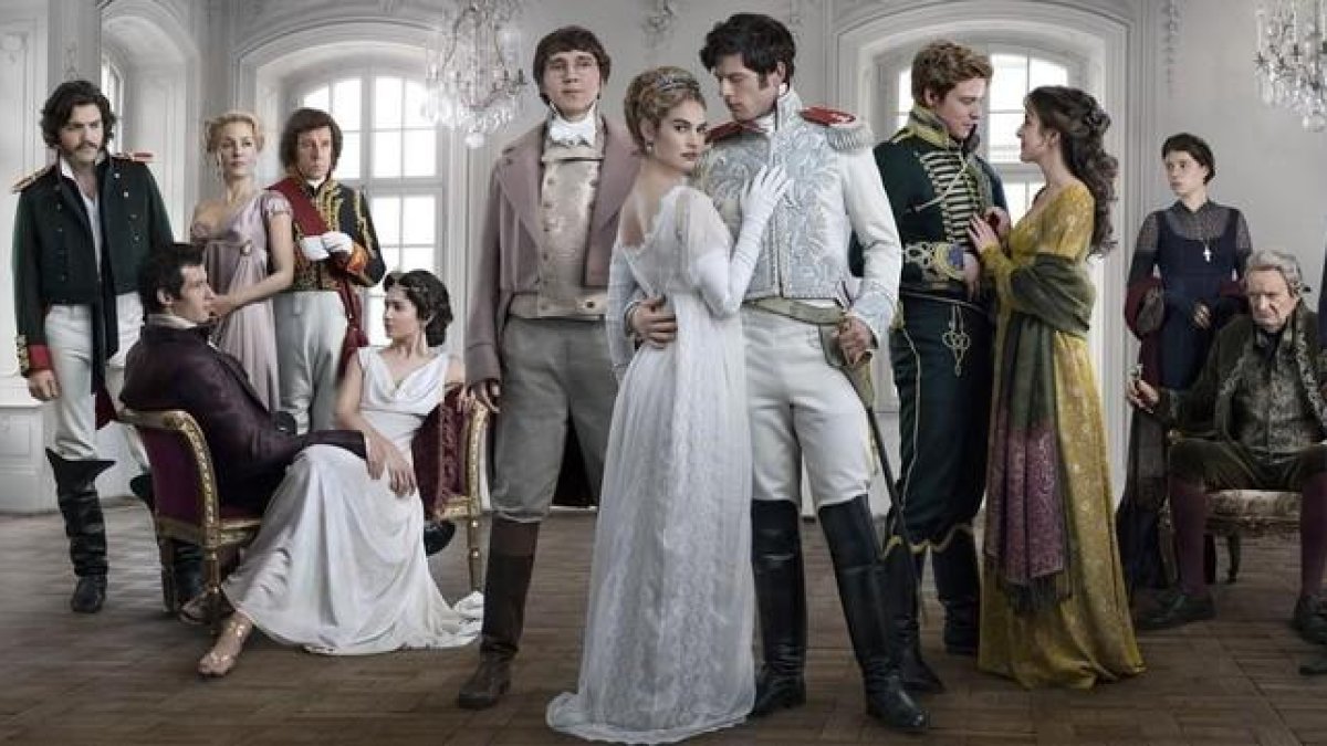 Imagen promocional de la miniserie de la BBC 'Guerra y paz'.