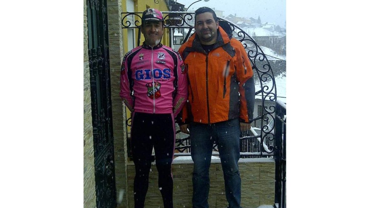 Rafael Martínez, izquierda, junto a Javier Fernández.