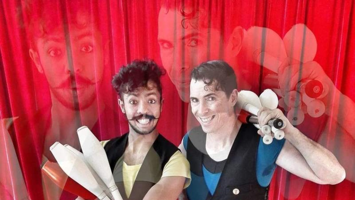 La Pequeña Compañía Cen actúa esta noche. DL