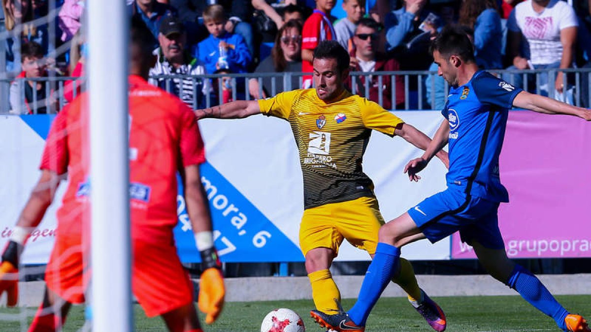 La Deportiva realizó una de sus actuaciones más completas de la temporada y ganó con mucha claridad al que fuera gran dominador de la Liga. LOF