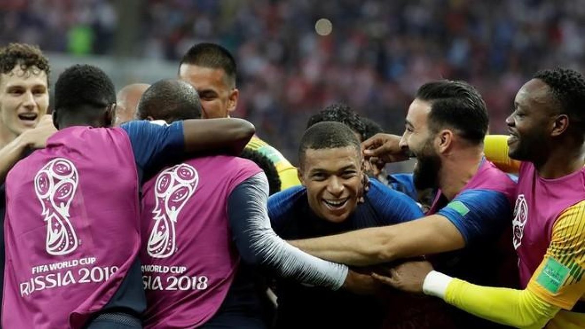 Francia conquista su segundo Mundial (4-2)
