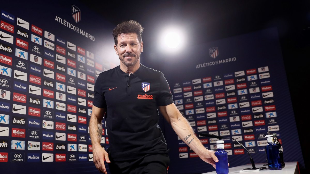 Simeone: Joao, por su visión de juego, tiene más opciones con dos delanteros