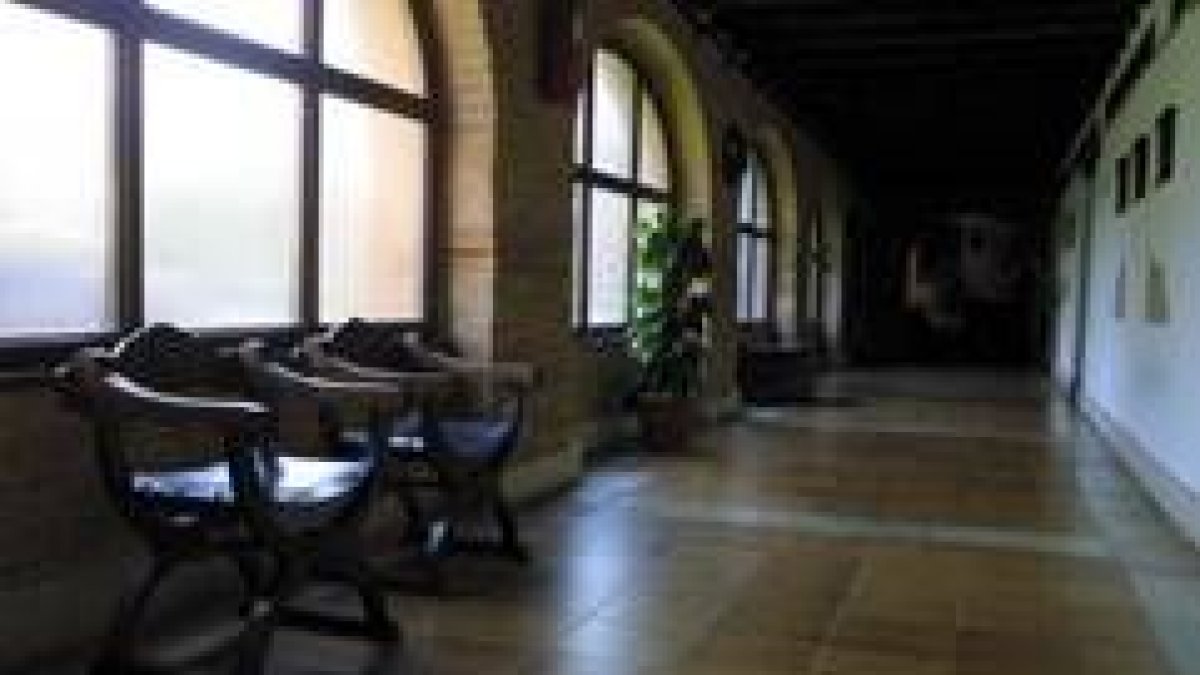 El rey Alfonso IV, El Monje, debe su sobrenombre a su estancia en el monasterio de Sahagún