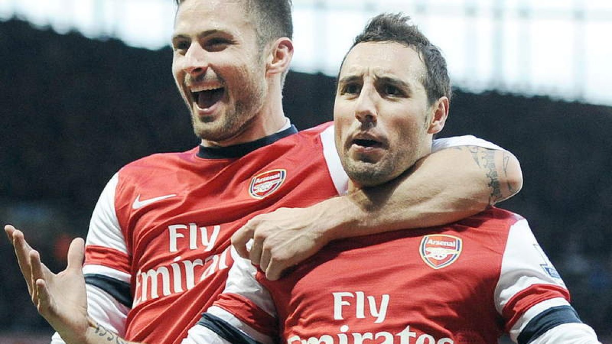 Santi Cazorla sobresalió en la victoria del Arsenal ante el Crystal Palace.
