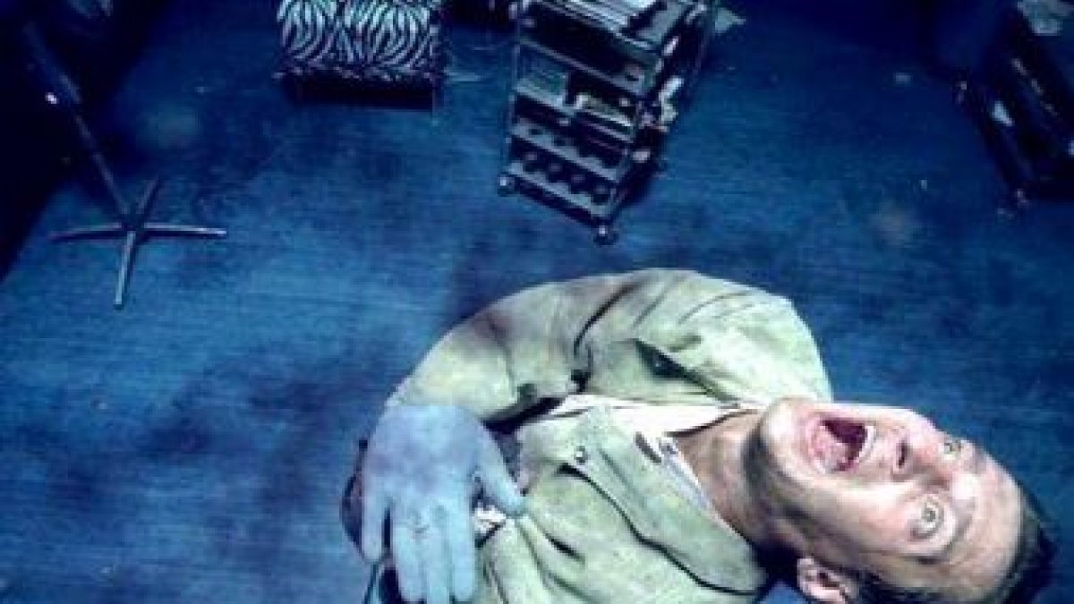 Instante terrorífico de la película «Los guardianes de la noche»