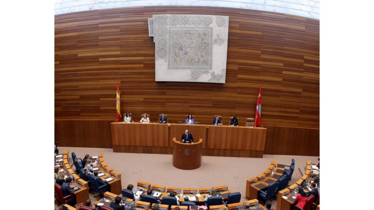 Imagen de un pleno en las Cortes de Castilla y León, en la presente legislatura.