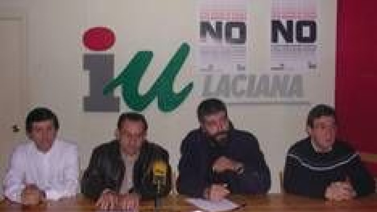 Manuel Barreiro, Tomás Vejega, Guillermo Murias y Mariano Rubio en la rueda de prensa celebrada ayer