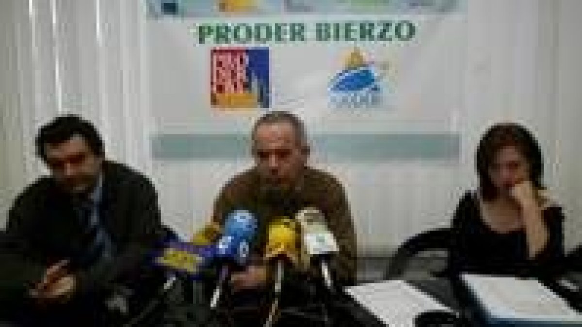 Los representantes de Asodebi y de Cáritas presentaron un primer balance del programa Bienvenidos