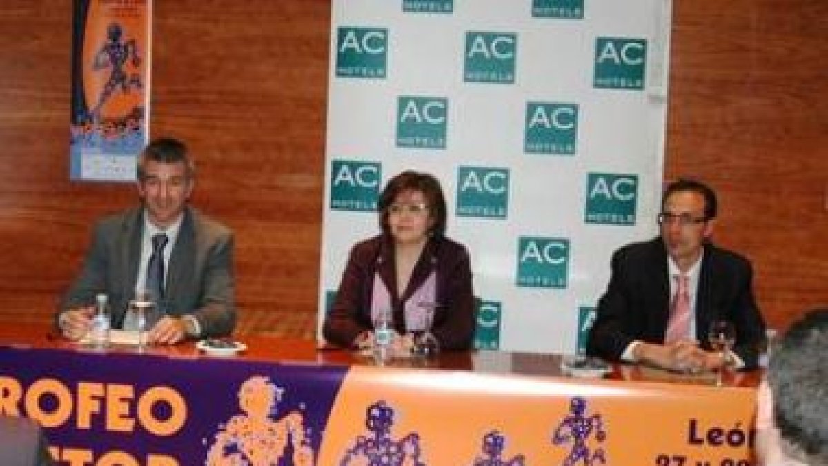 Presentación del Trofeo Rector ayer en las instalaciones del Hotel AC de León