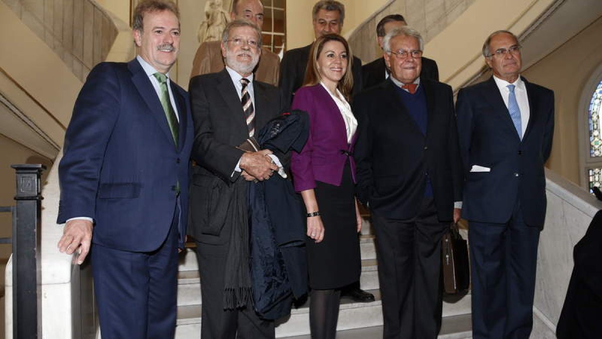 Participantes en el debate sobre el modelo territorial español.