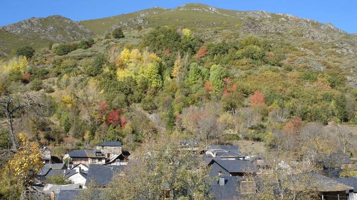 Colinas del Campo de Martín Moro Toledano ostenta el segundo nombre más largo de España.