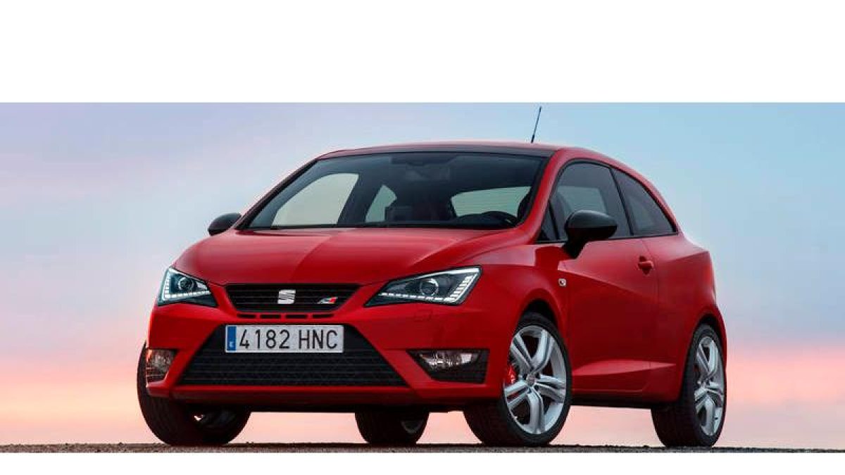 El sexto Cupra, del Ibiza, conserva el «ambiente racing» que demandan los incondicionales.